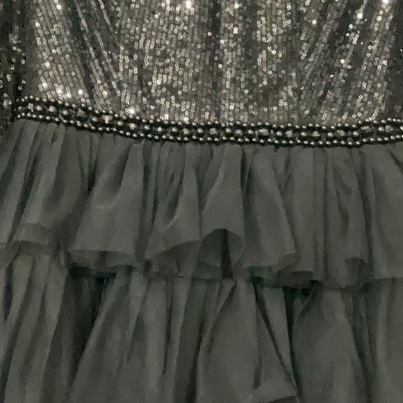 Ieena for Mac Duggal gown size 4 - Picture 6 of 10